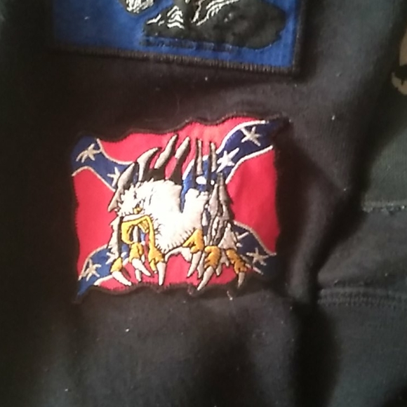 Boobs staring at my EyEz - Picture 6 of 12